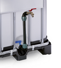 Outlet assembly for IBC with 3/4" tap